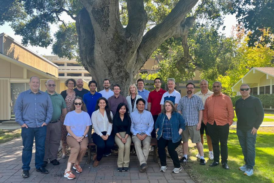 HPC Leadership Institute participants posing for a group photo outside of Redwood Hall at Stanford